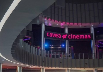 Gürcüstan kinoteatrları rus dilində olan tamaşaların nümayişindən imtina edib