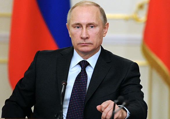 Kreml təsdiq etdi: Putin avqustda Fransaya yollanır