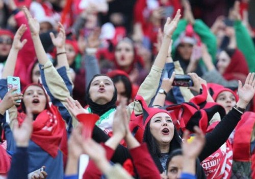 İranda qadın futbol azarkeşi özünə qəsd edib