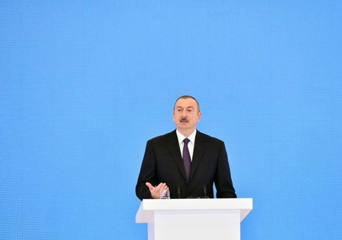 Prezident: Neftimiz müstəqil Azərbaycan dövlətinə xidmət göstərir