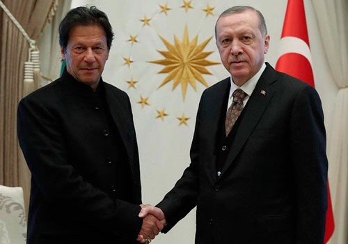 Pakistanın baş naziri Türkiyənin Suriyadakı əməliyyatlarını dəstəkləyib