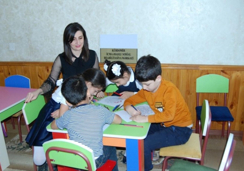 50 uşaq icma əsaslı sosial reabilitasiya mərkəzinə cəlb olunub