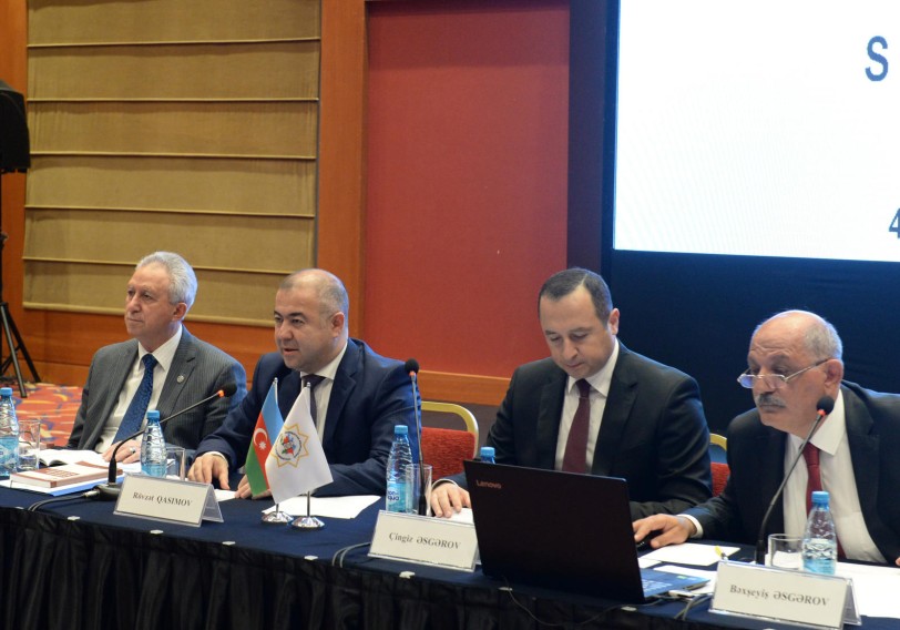 MSK seçkilərlə bağlı müraciətlərin araşdırılmasına həsr olunan seminar keçirib