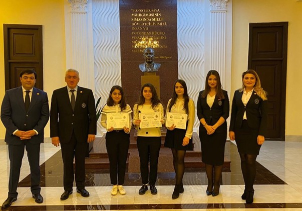 Könüllü Proqramında iştirak edən gənclərə sertifikatlar təqdim edilib