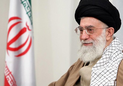 İranın dini lideri: Silahlı qüvvələr intiqam üçün bu hücumla kifayətlənməyəcək