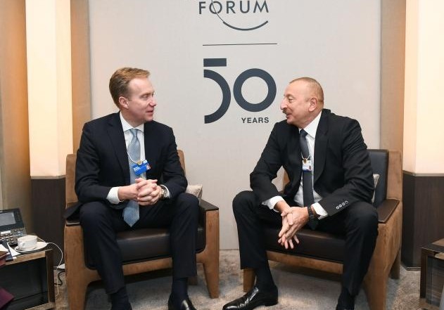 Azərbaycan Prezidenti Davosda Dünya İqtisadi Forumunun prezidenti Borge Brende ilə görüşüb