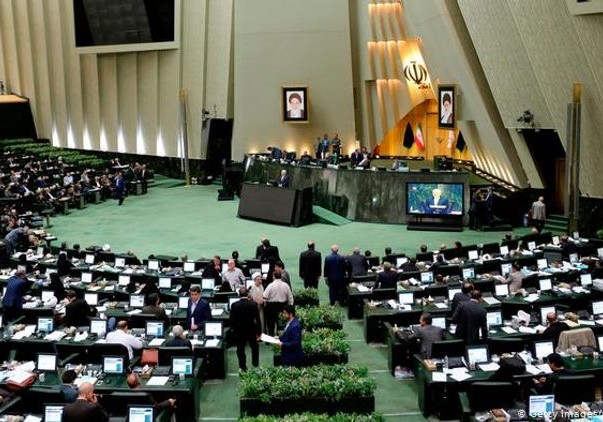 İran parlamentində 4 nəfər koronavirusa yoluxub, bütün iclaslar təxirə salınıb