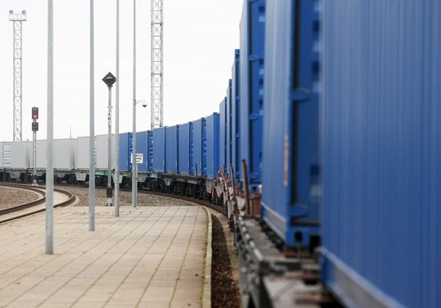 Azərbaycan vasitəsilə tranzit konteyner daşımaları artıb