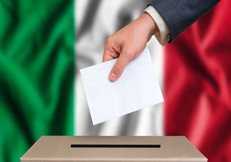 İtaliyada parlamentarilərin sayına dair referendum keçiriləcək