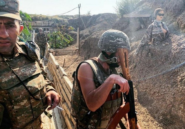 Ermənistan ordusu döyüş bölgəsində manekenlərdən istifadə edir