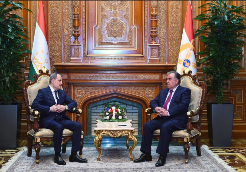 Ceyhun Bayramov Tacikistanın Prezidenti ilə görüşüb