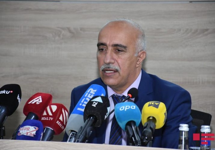 Mütəllim Əbdülhəsənov: "Bakıda su sızmaları ilə bağlı problemlər mövcuddur"