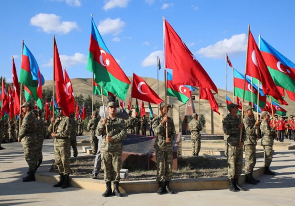 Sabah Bakıda hərbçilərin yürüşləri təşkil olunacaq - ÜNVANLAR