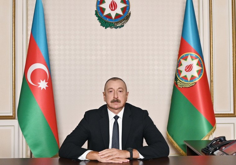 Prezident Münasib Babayevə general-mayor rütbəsi verib