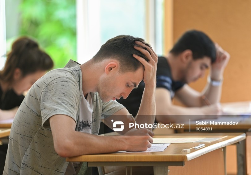 İmtahan sualları niyə çaşdırır?