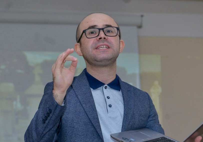 “Demoqrafik azalmanı fürsətə çevirə bilərik” - MÜSAHİBƏ