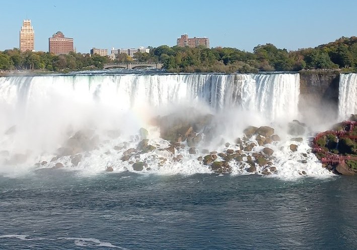 İki ölkənin körpüsünə çevrilən möcüzə - BƏLƏDÇİ