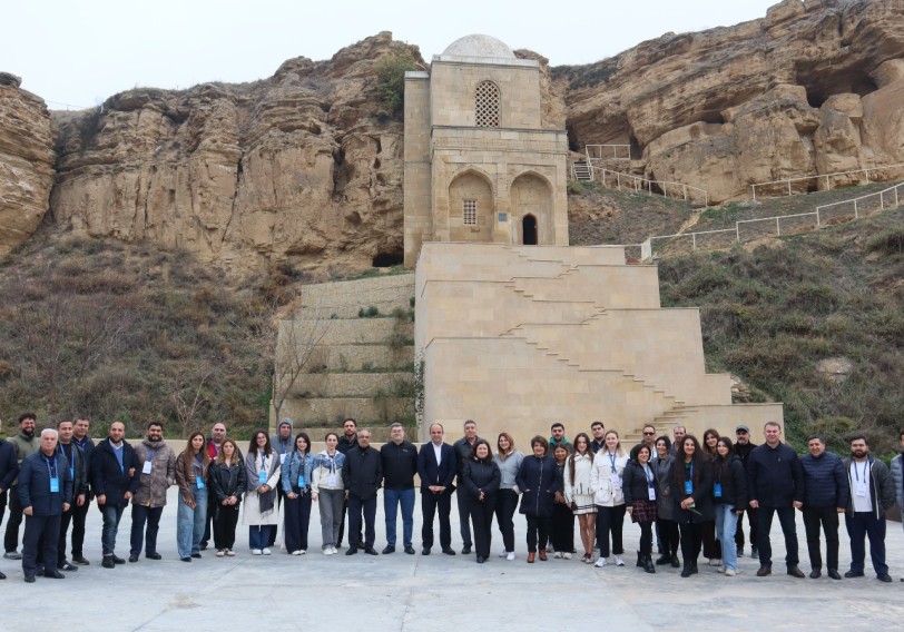 Qış turizm mövsümü öncəsi daxili turizm imkanları nümayiş etdirilib