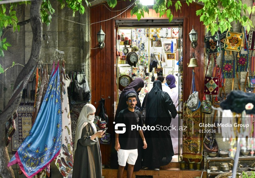 Ərəb turistləri qaytarmaq hədəfi