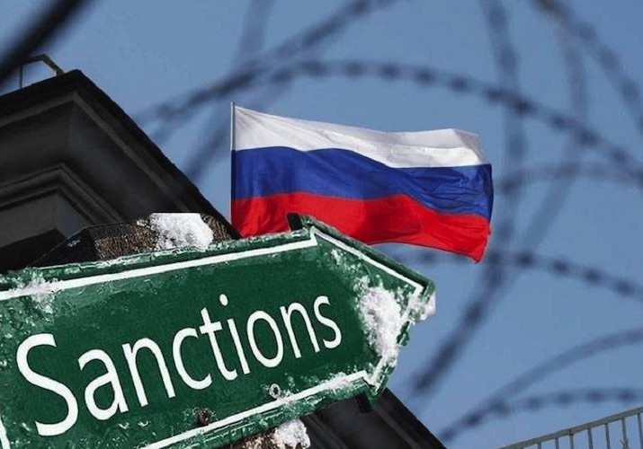 Sanksiyalar Rusiya iqtisadiyyatını çökdürür
