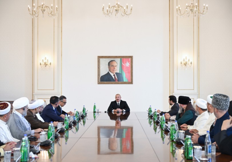 İslam həmrəyliyindən Türk birliyinə 