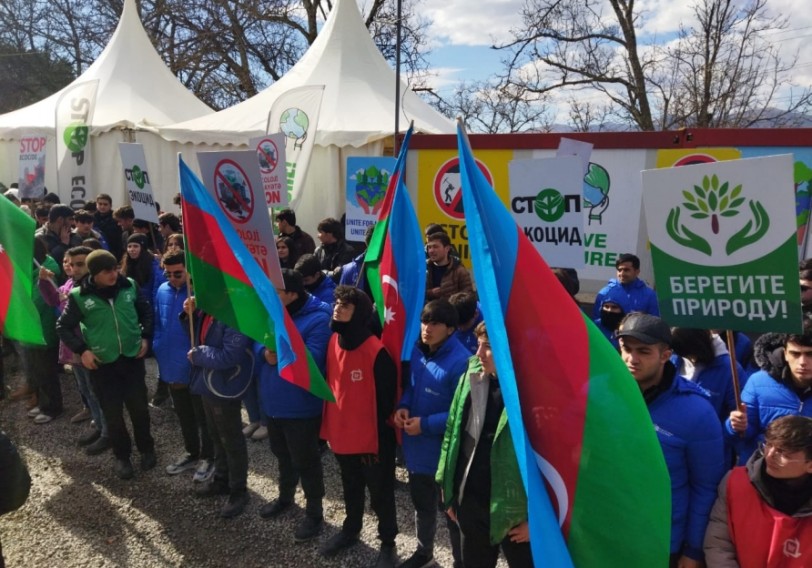 Aksiya iştirakçıları tələbləri yerinə yetirilənədək etirazlarını davam etdirəcəklər