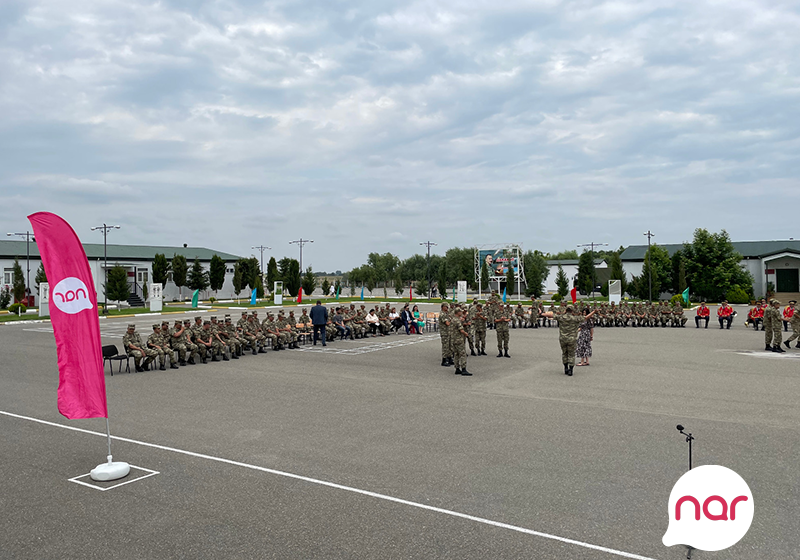 Nar Silahlı Qüvvələr Günü münasibətilə hərbçiləri təbrik etdi