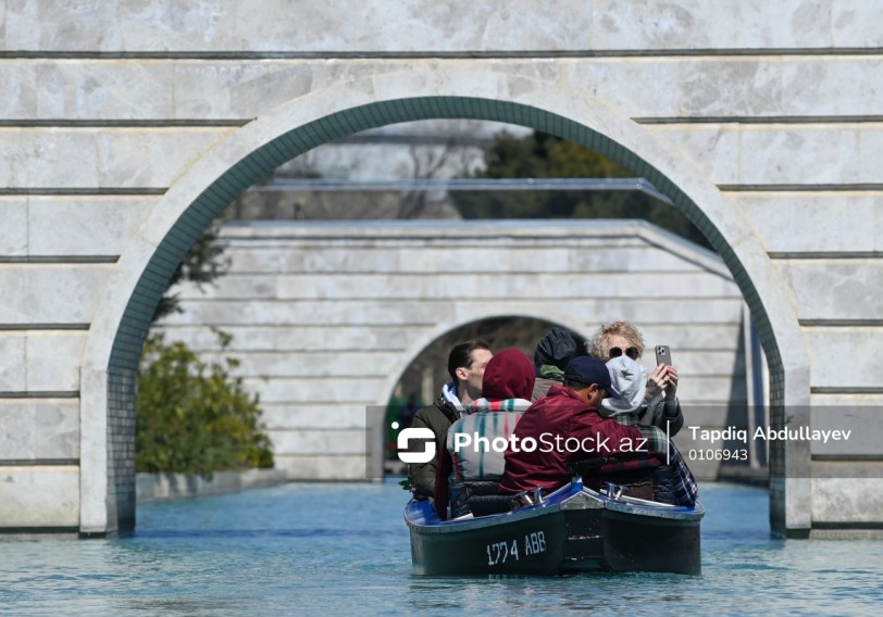 Ölkəmizə gələn turistlərin sayı azalıb?