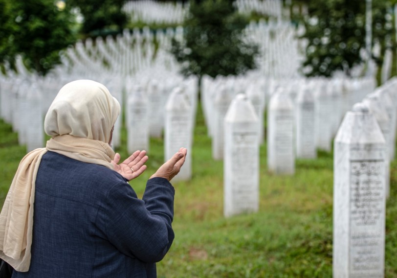 Srebrenitsa soyqırımı qurbanı olan daha 50 nəfər kütləvi dəfn ediləcək