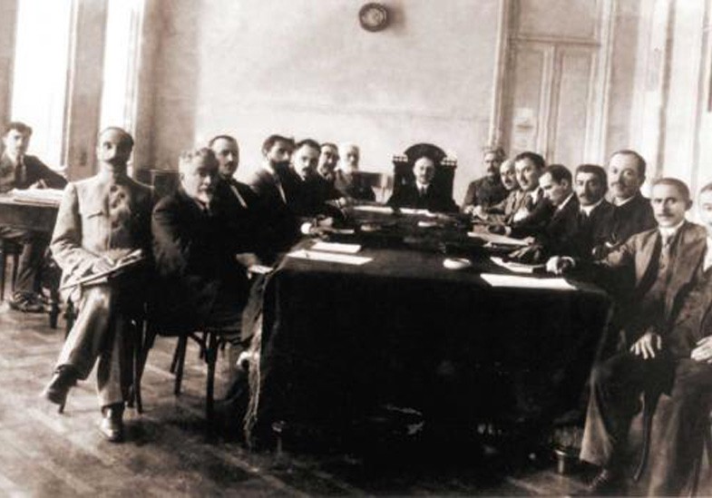 Şərqin ilk demokratik Cümhuriyyəti