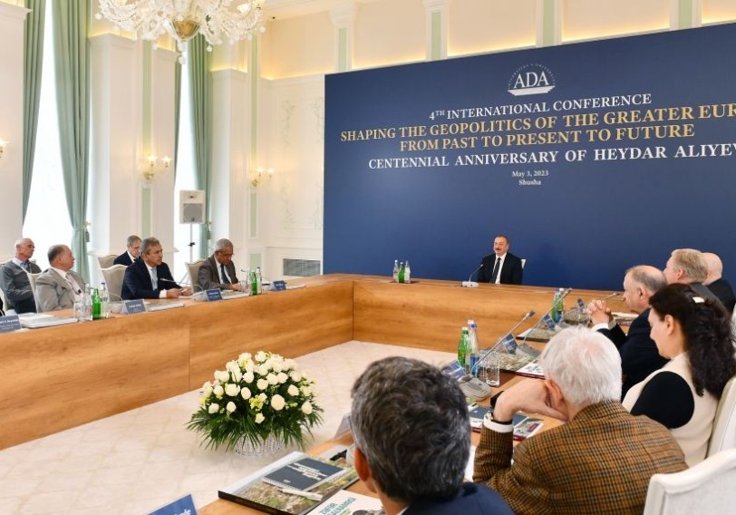 Prezident İlham Əliyev Şuşada keçirilən beynəlxalq konfransda iştirak edib - VİDEO