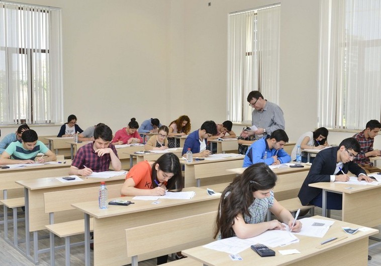 9 illik bazadan kolleclərin boş qalan yerlərinə ixtisas seçimi başlayıb