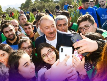 Prezident Azərbaycan gənclərini təbrik edib
