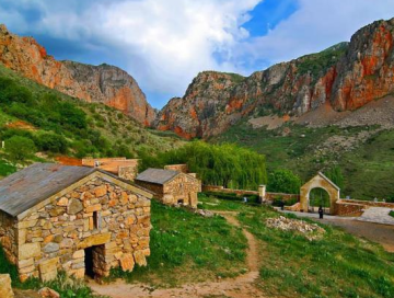 Zəngəzur Qafqazın ən önəmli turizm məkanlarından birinə çevriləcək - RƏY