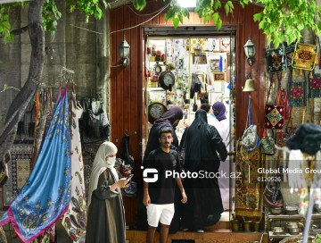 Ərəb turistləri qaytarmaq hədəfi