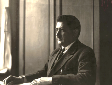 Müəllim, diplomat, tarixçi, ədib...