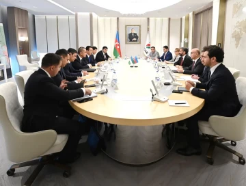 "Üstyurt" investisiya blokları ilə bağlı müzakirə aparılıb