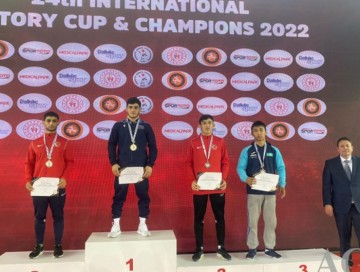 Azərbaycan güləşçiləri Türkiyədəki "Çempionlar" turnirinə 11 medalla start verib