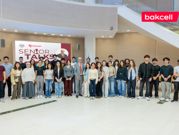 Bakcell-in baş icraçı direktoru ADA Universitetinin tələbələri ilə görüşüb