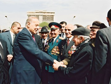 Böhrandan qüdrətli sosial dövlətə