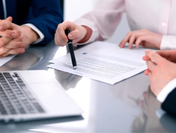 "Dövlət xidmətləri haqqında" yeni qanun qəbul edildi