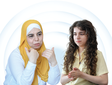 Qızı ilə eyni ildə məzun olan ana 