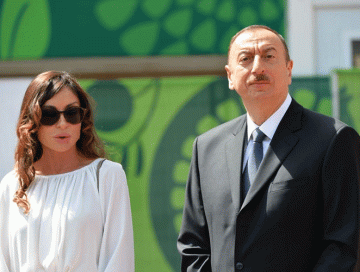 Prezident İlham Əliyev və Mehriban Əliyeva Bakıda taekvondo üzrə dünya çempionatının açılış mərasimini izləyiblər