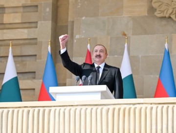 Bakının mərkəzində güc nümayişi 