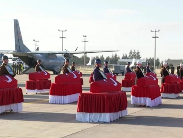 Türkiyə şəhidləri ilə vidalaşdı