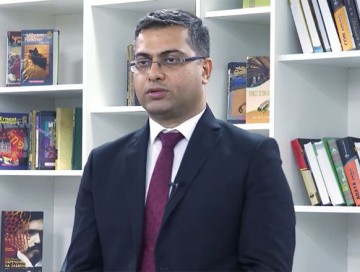 Ekspert: COVID-19 infeksiyası sönməyə doğru gedir